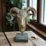 Goat head stand